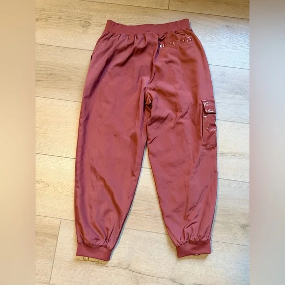 🌶️ Nike SPORTSWEAR ICON CLASH WOVEN PANTS. Size Medium - Picture 3 of 6